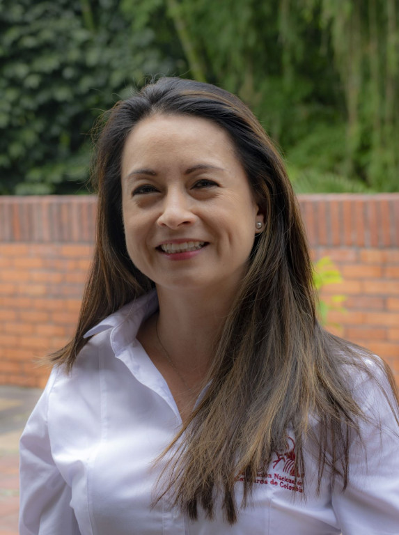 <p>Claudia Patricia Gallego Agudelo</p>