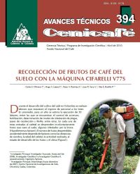 <p>(avt0394)Recolección de frutos de café del suelo con la máquina Cifarelli V77S. (avt0394)</p> <p>(avt0394)Recolección de frutos de café del suelo con la máquina Cifarelli V77S. (avt0394)</p>